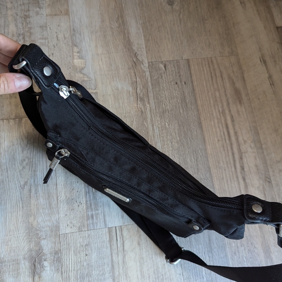 BAGGALLINI black nylon crossbody shoulder bag - Picture 8 of 9